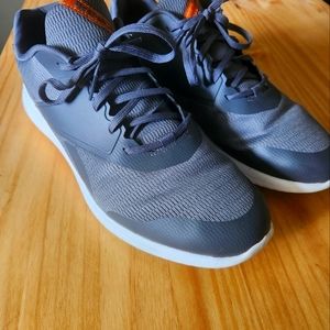 Reebok Men's Stridium 2